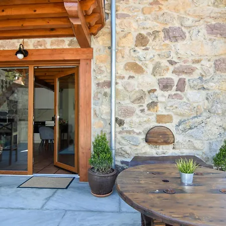 Holiday home Espectacular Casa En La Montana Lebena