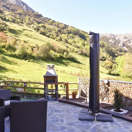 Holiday home Espectacular Casa En La Montana Lebena