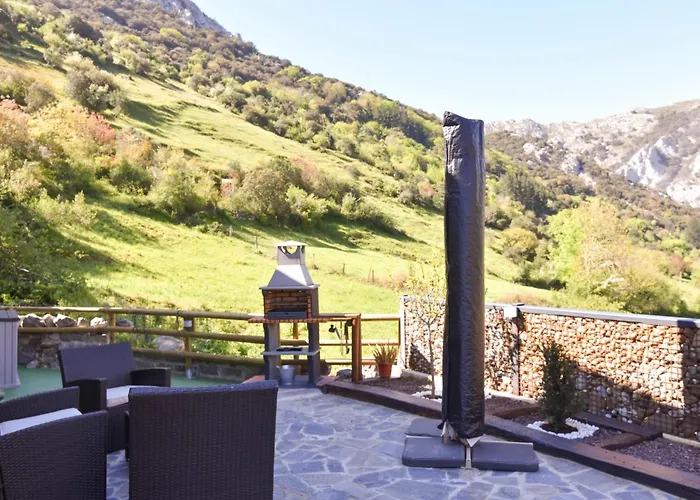 Holiday home Espectacular Casa En La Montana Lebena