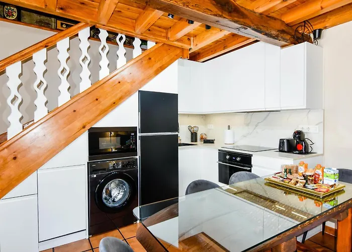 Espectacular Casa En La Montana Lebena